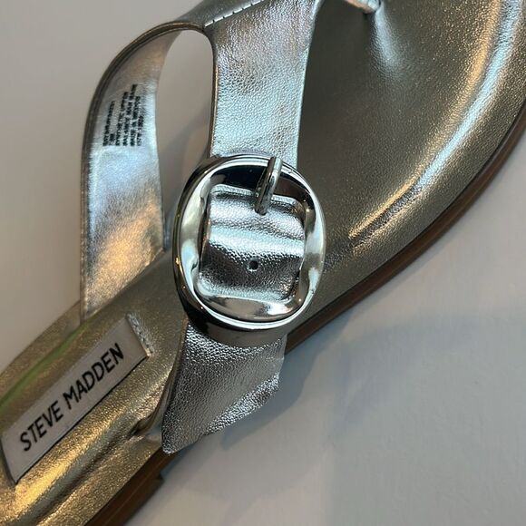 Steve Madden silver sandals - Picture 3 of 4